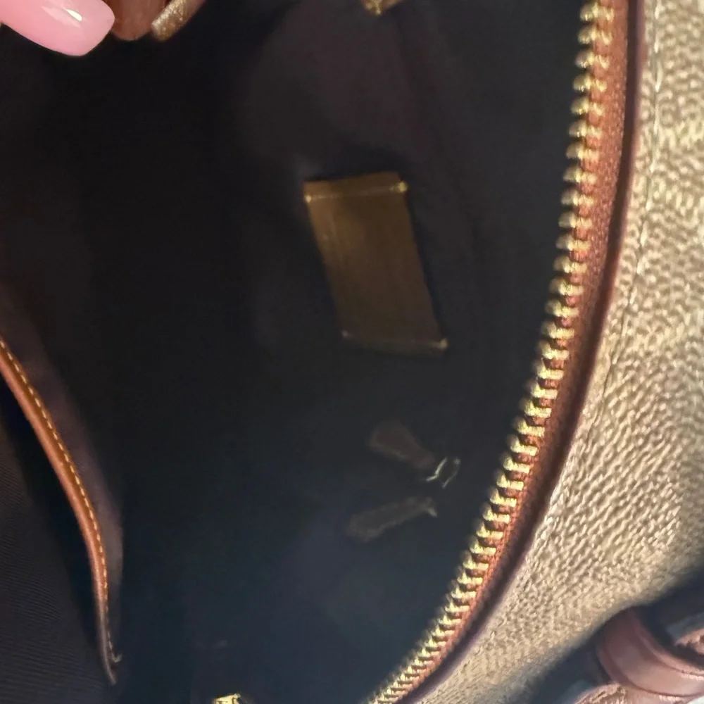 Authentic Coach Small Backpack - Picture 4 of 7